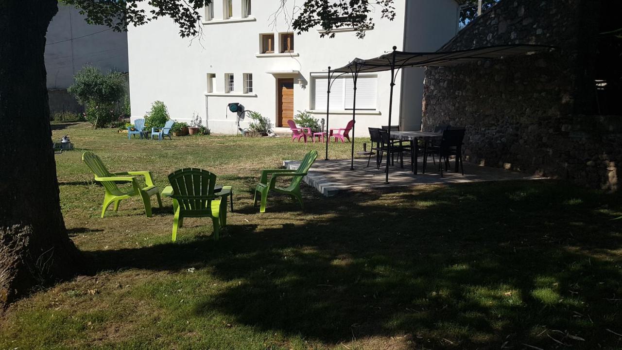 Les Belles Nuits Bed & Breakfast Le Bousquet-d'Orb Exterior photo